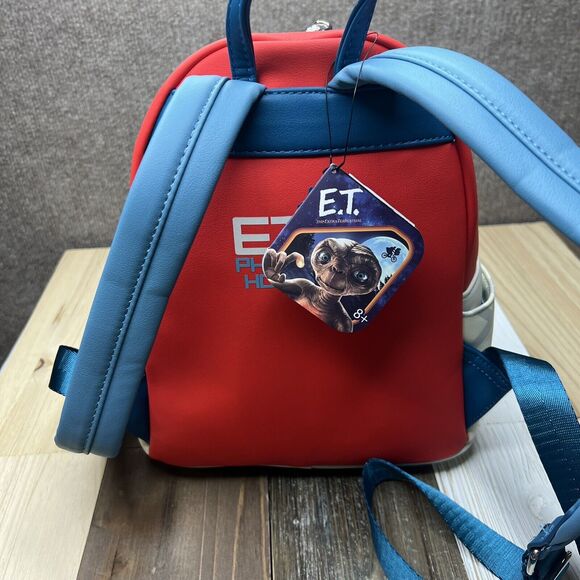 ET Loungefly Purse Backpack Shoulder Bag 80s Universal Exclusive Elliot Mini New - Picture 2 of 9